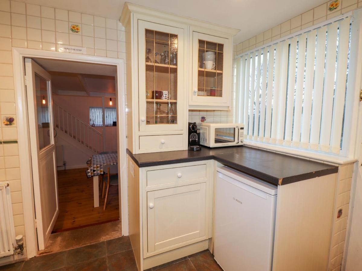 Little Barn Cottage Newport  Extérieur photo